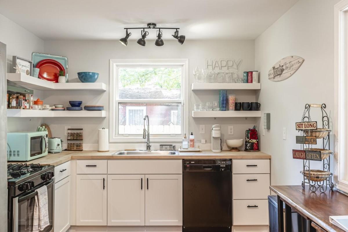 Coastal Comfort Meets Beachside Bliss Muskegon Exterior foto