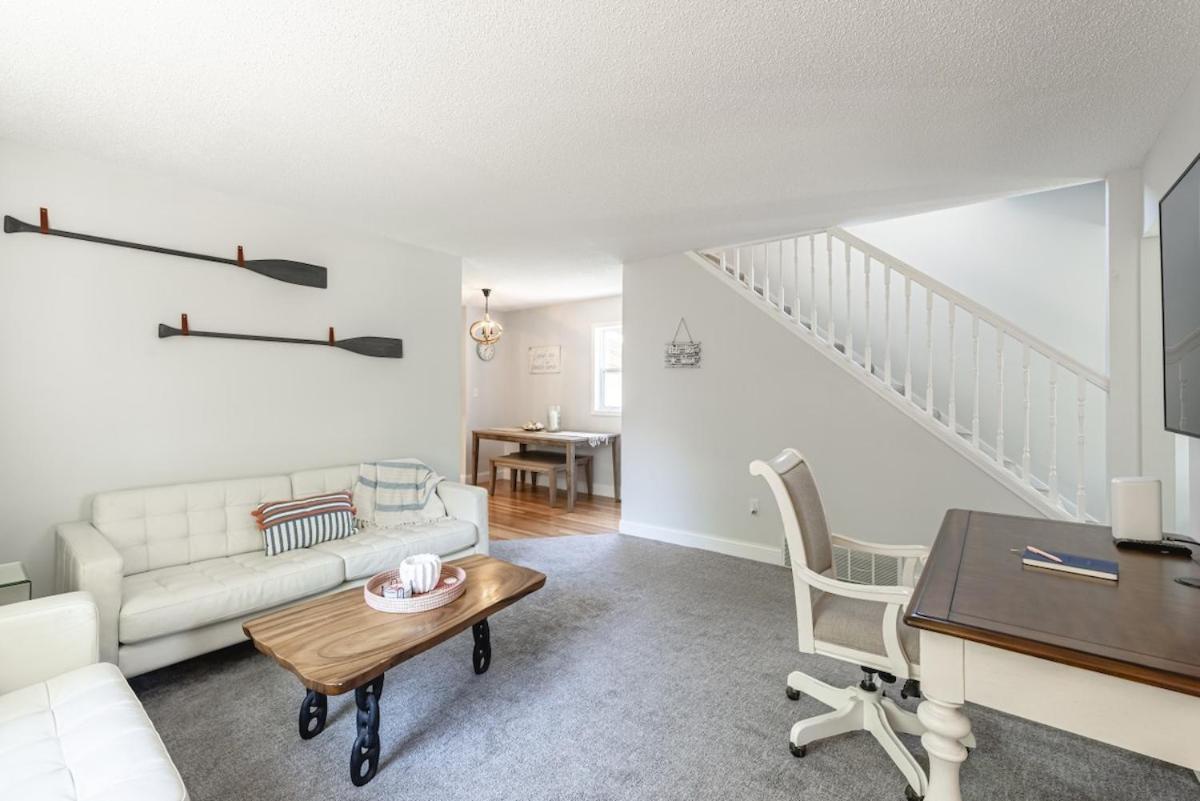 Coastal Comfort Meets Beachside Bliss Muskegon Exterior foto